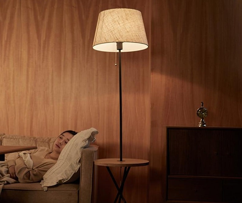 Lance - Moderner Nordischer Beistelltisch & Lampe